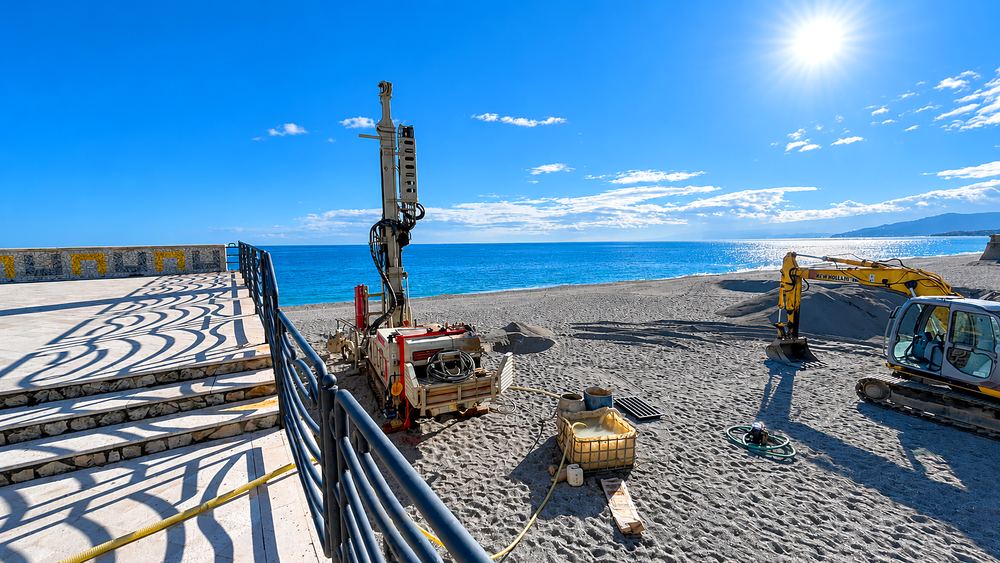 Realizzazione di un ponte sul lungomare di Catanzaro Lido (CZ)